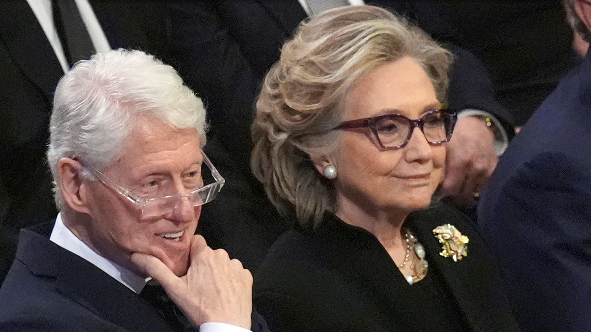 Clintons refuse to testify in Epstein investigation