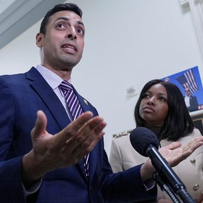 Andrew ‘clearly has knowledge’ on Epstein, US politician claims